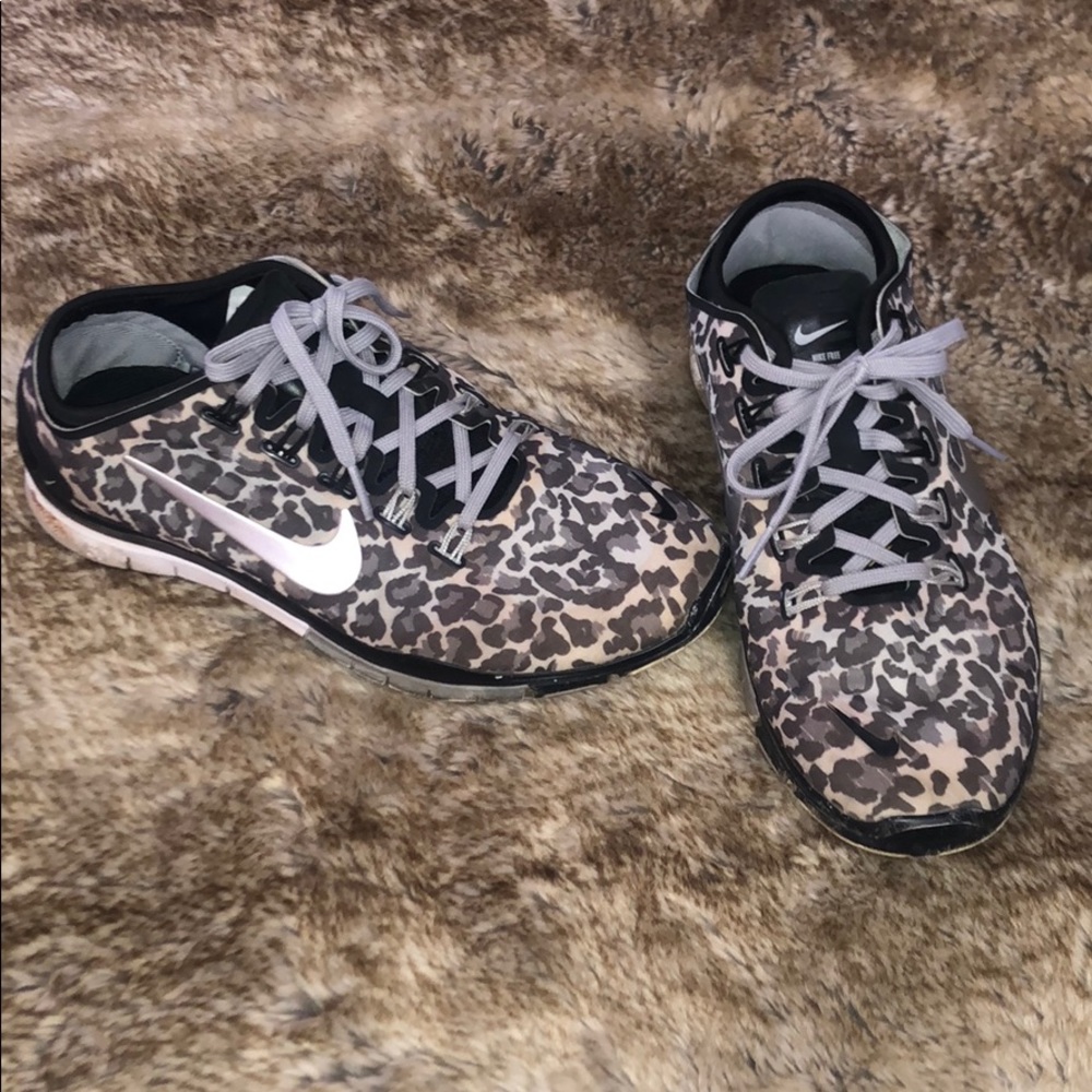 Cheetah Nike Running Shoes